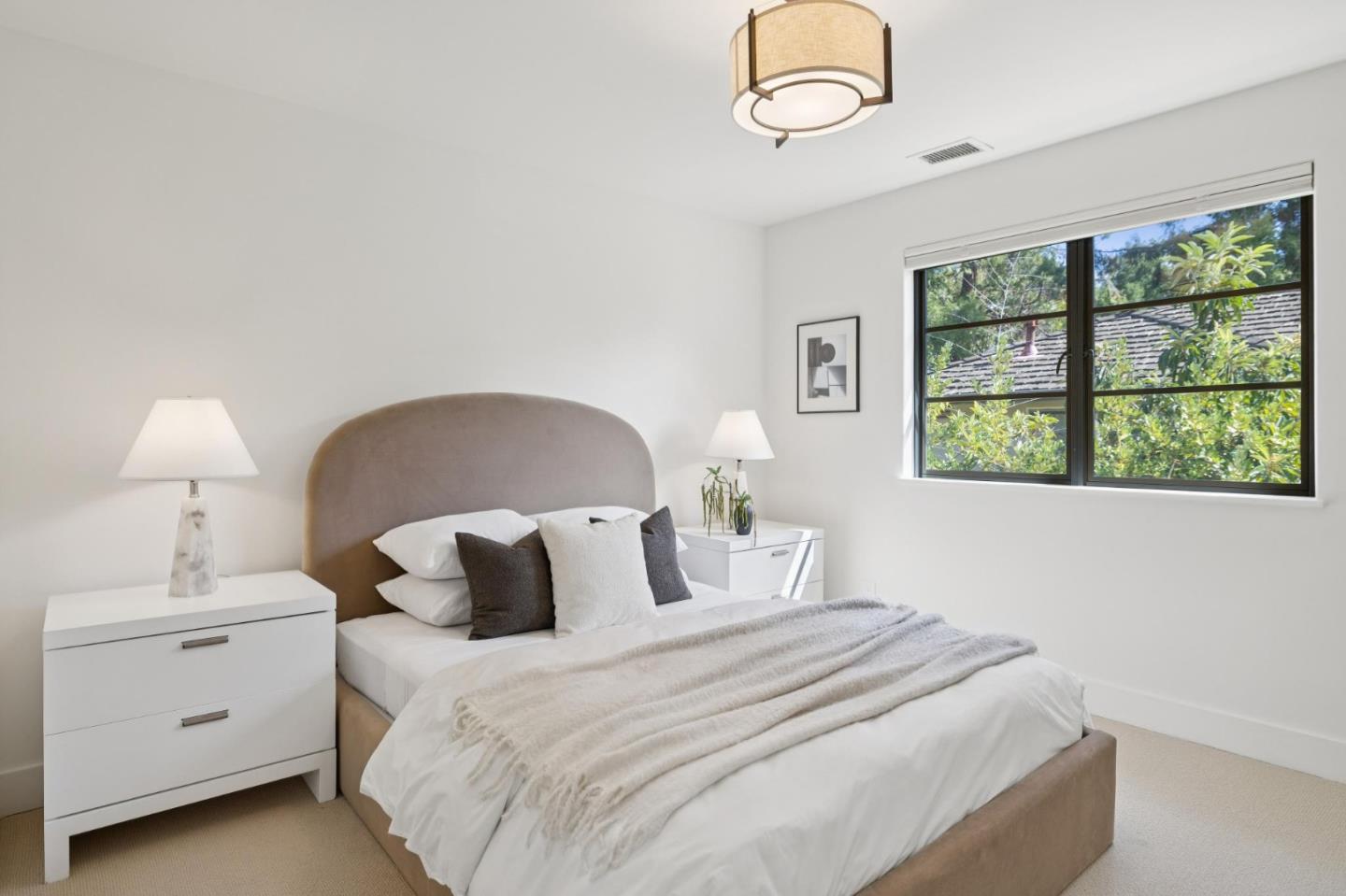 Detail Gallery Image 28 of 48 For 1827 Cowper St, Palo Alto,  CA 94301 - 6 Beds | 3/1 Baths