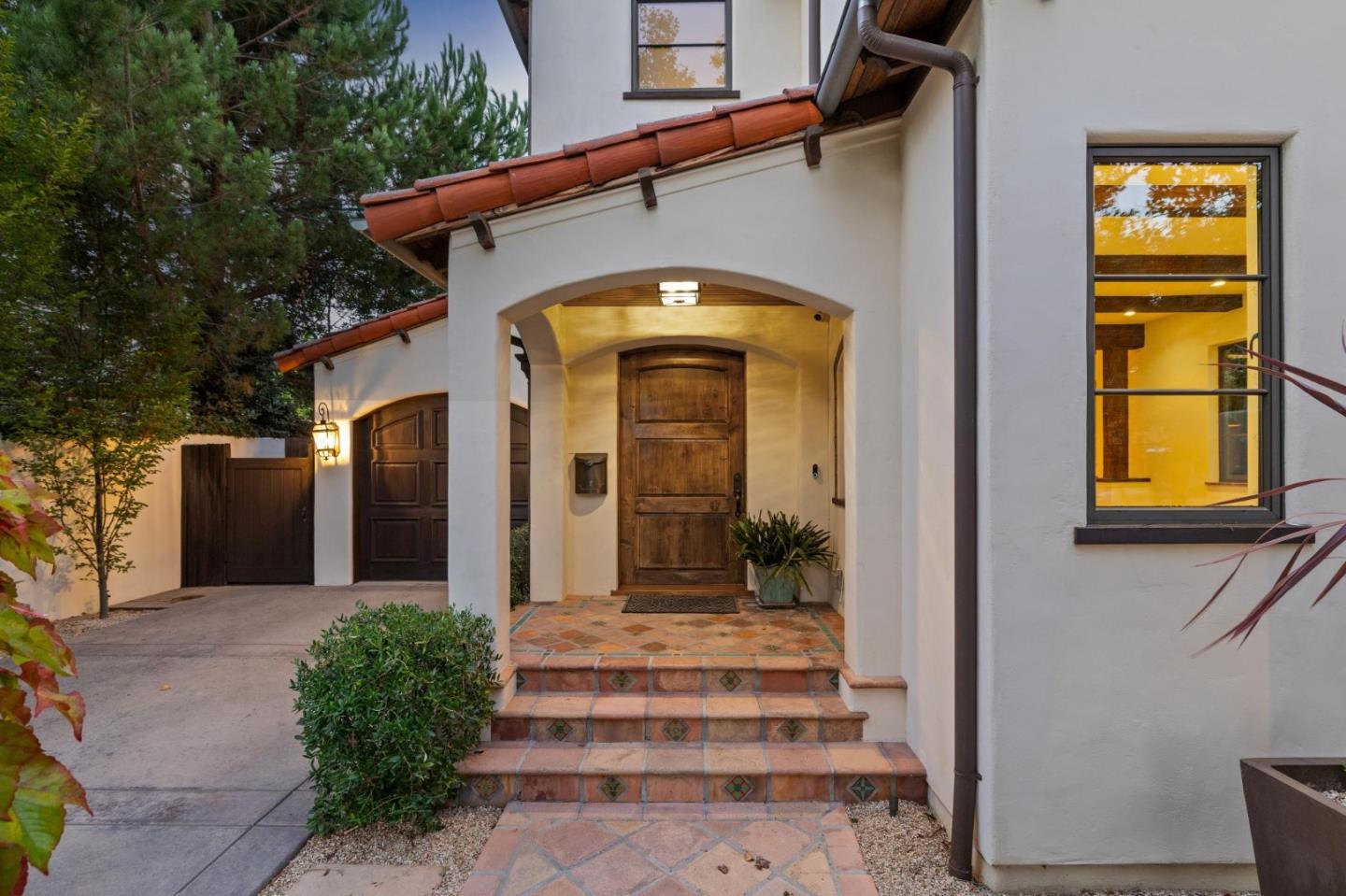 Detail Gallery Image 3 of 48 For 1827 Cowper St, Palo Alto,  CA 94301 - 6 Beds | 3/1 Baths