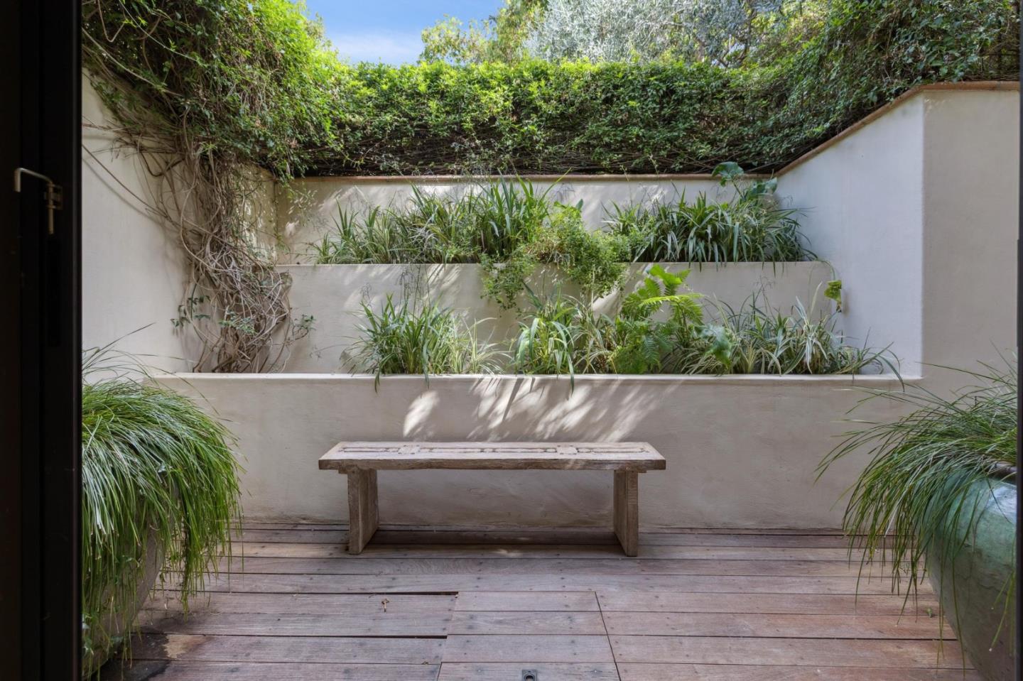 Detail Gallery Image 34 of 48 For 1827 Cowper St, Palo Alto,  CA 94301 - 6 Beds | 3/1 Baths