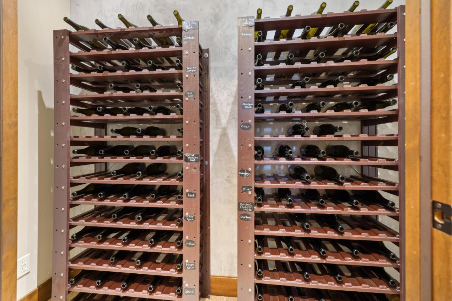 Detail Gallery Image 39 of 48 For 1827 Cowper St, Palo Alto,  CA 94301 - 6 Beds | 3/1 Baths