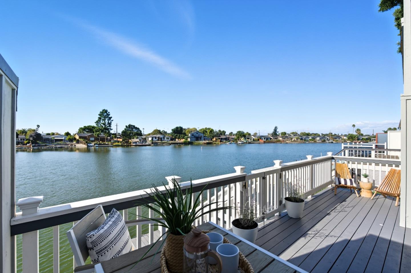 Detail Gallery Image 20 of 24 For 1229 Shoal Dr, San Mateo,  CA 94404 - 2 Beds | 2 Baths