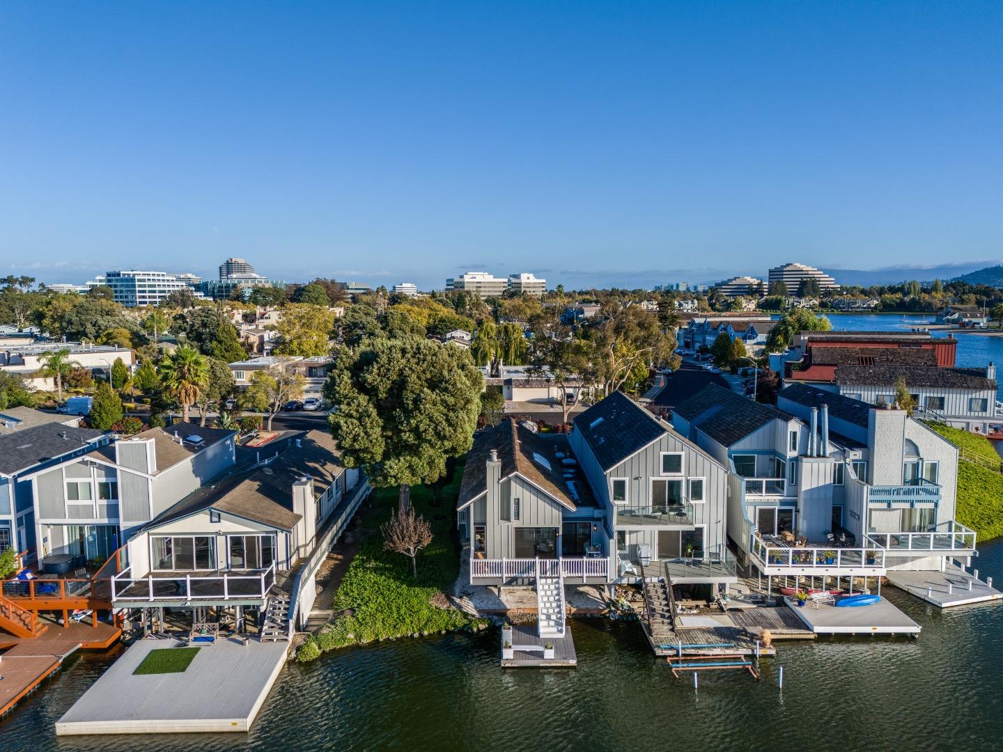 Detail Gallery Image 23 of 24 For 1229 Shoal Dr, San Mateo,  CA 94404 - 2 Beds | 2 Baths