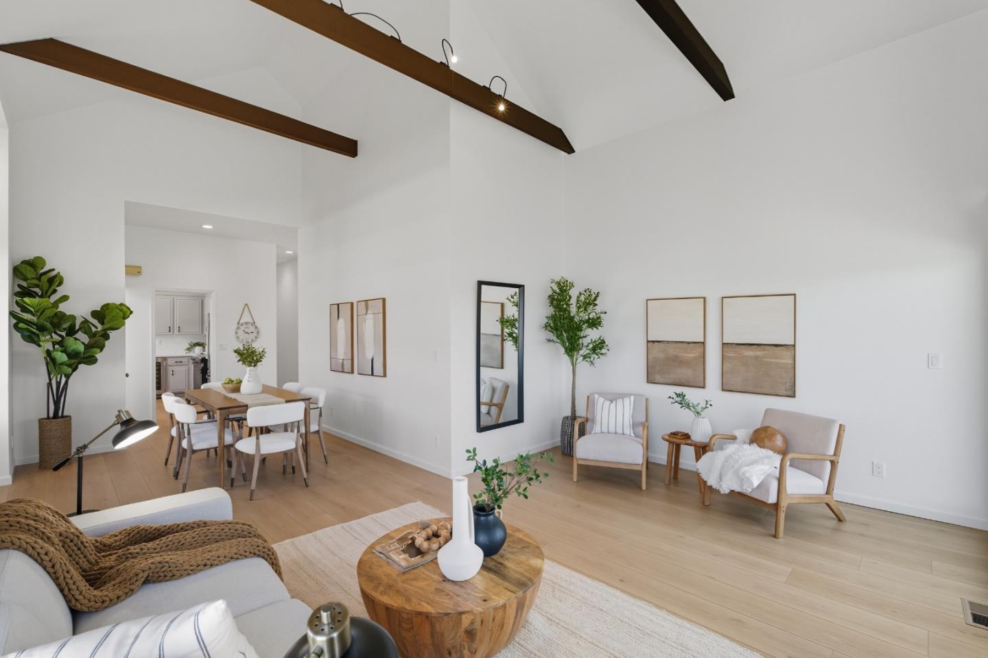 Detail Gallery Image 3 of 24 For 1229 Shoal Dr, San Mateo,  CA 94404 - 2 Beds | 2 Baths