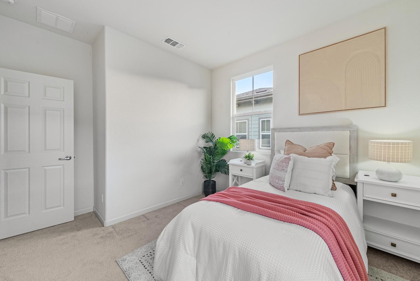 Detail Gallery Image 19 of 36 For 1088 Mallow Ter, San Jose,  CA 95133 - 3 Beds | 2/1 Baths