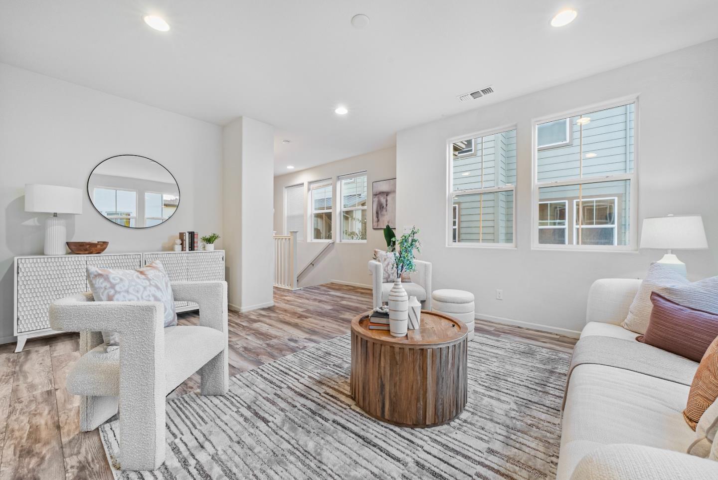 Detail Gallery Image 3 of 36 For 1088 Mallow Ter, San Jose,  CA 95133 - 3 Beds | 2/1 Baths