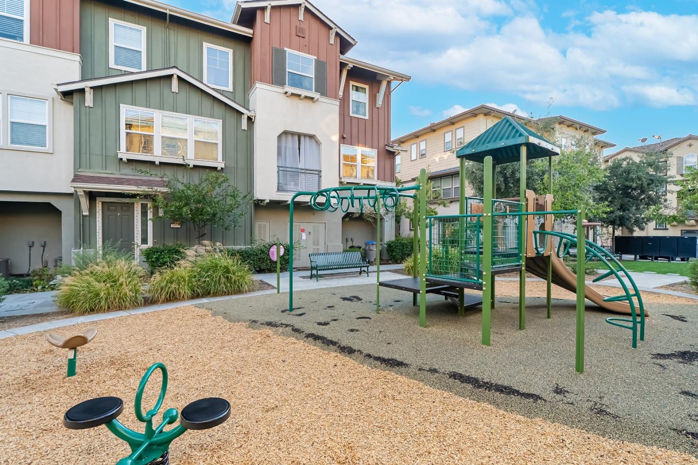 Detail Gallery Image 31 of 36 For 1088 Mallow Ter, San Jose,  CA 95133 - 3 Beds | 2/1 Baths