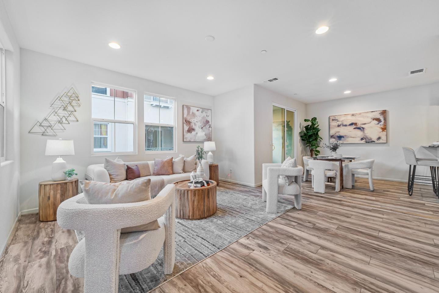 Detail Gallery Image 6 of 36 For 1088 Mallow Ter, San Jose,  CA 95133 - 3 Beds | 2/1 Baths