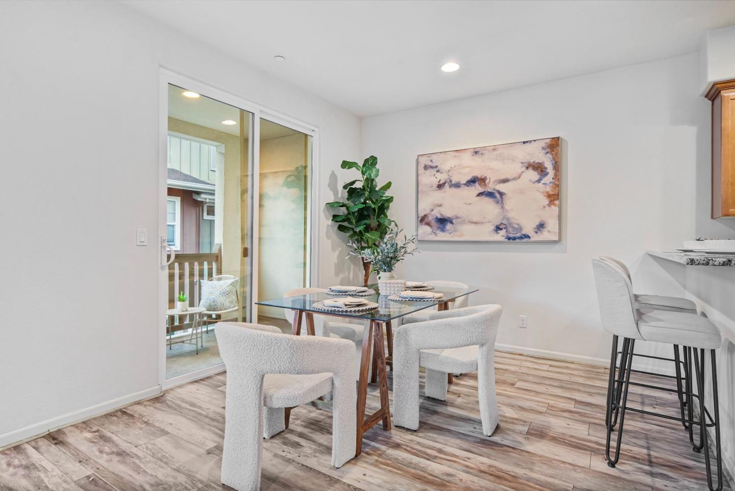 Detail Gallery Image 7 of 36 For 1088 Mallow Ter, San Jose,  CA 95133 - 3 Beds | 2/1 Baths