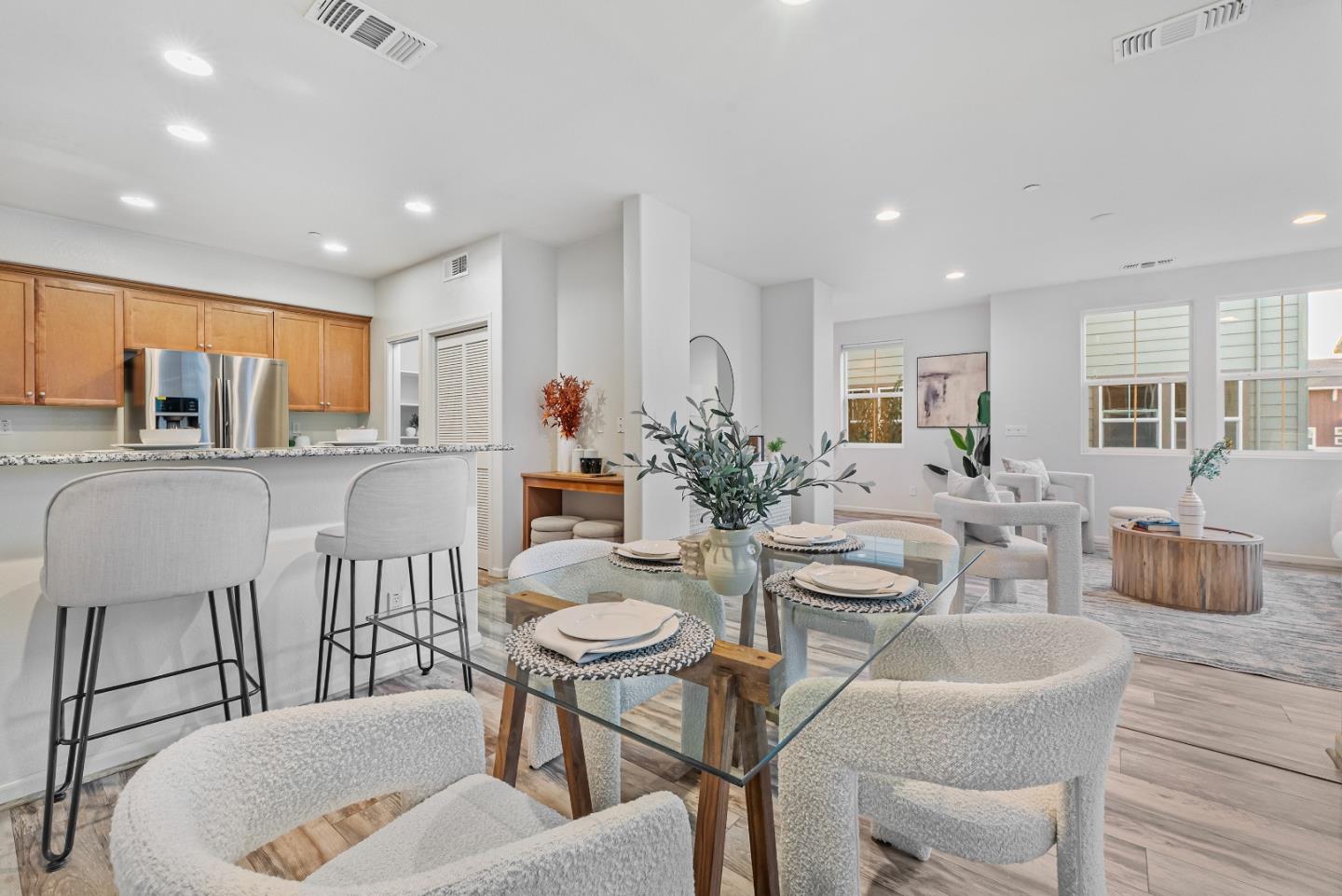 Detail Gallery Image 8 of 36 For 1088 Mallow Ter, San Jose,  CA 95133 - 3 Beds | 2/1 Baths