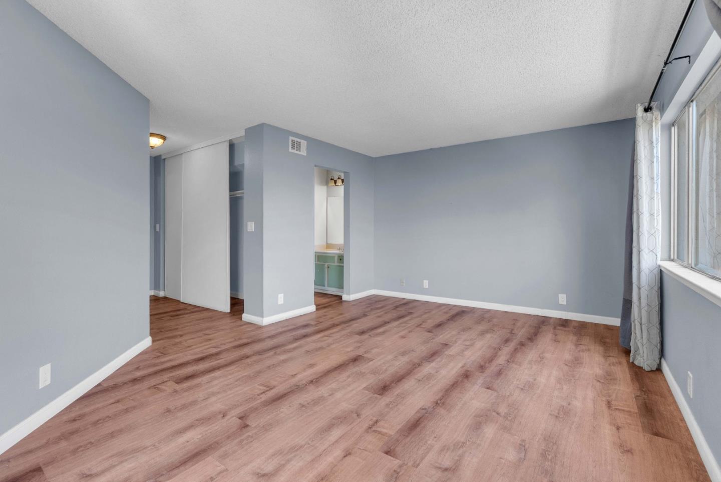 Photo #18: ML82024315 Listing: Photo #18