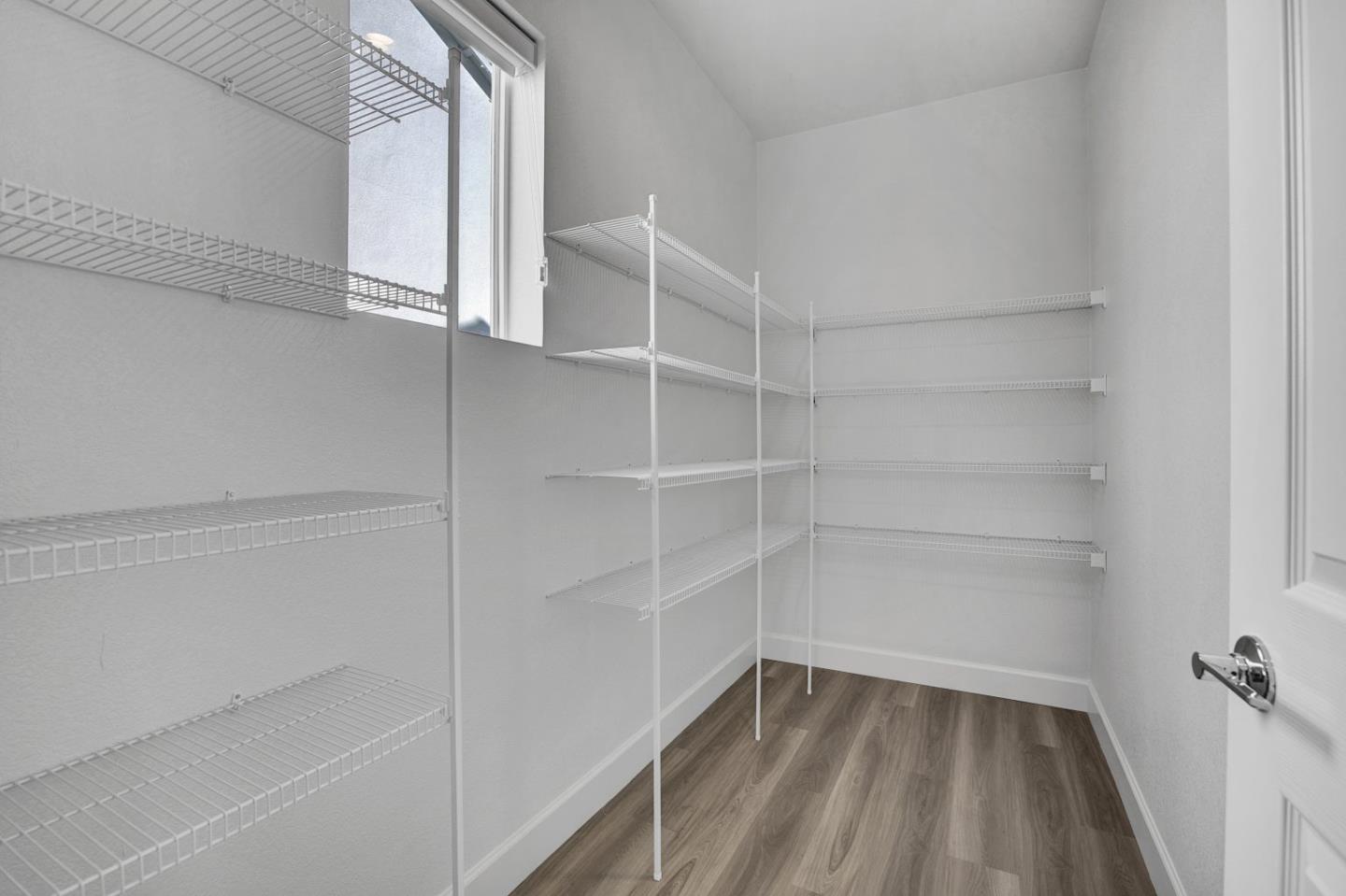 Detail Gallery Image 15 of 43 For 4203 Randa Way, Tracy,  CA 95377 - 5 Beds | 3 Baths