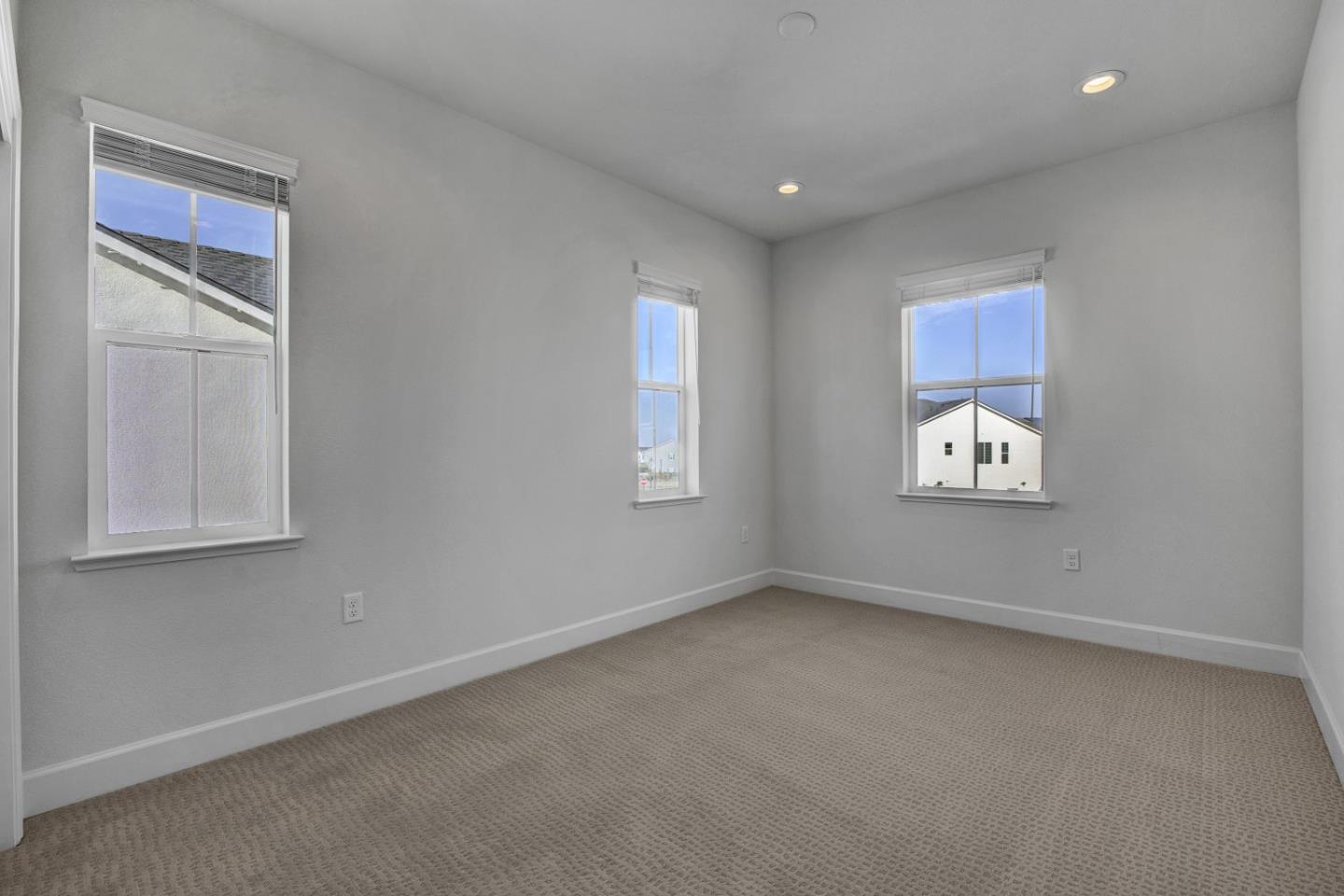 Detail Gallery Image 27 of 43 For 4203 Randa Way, Tracy,  CA 95377 - 5 Beds | 3 Baths