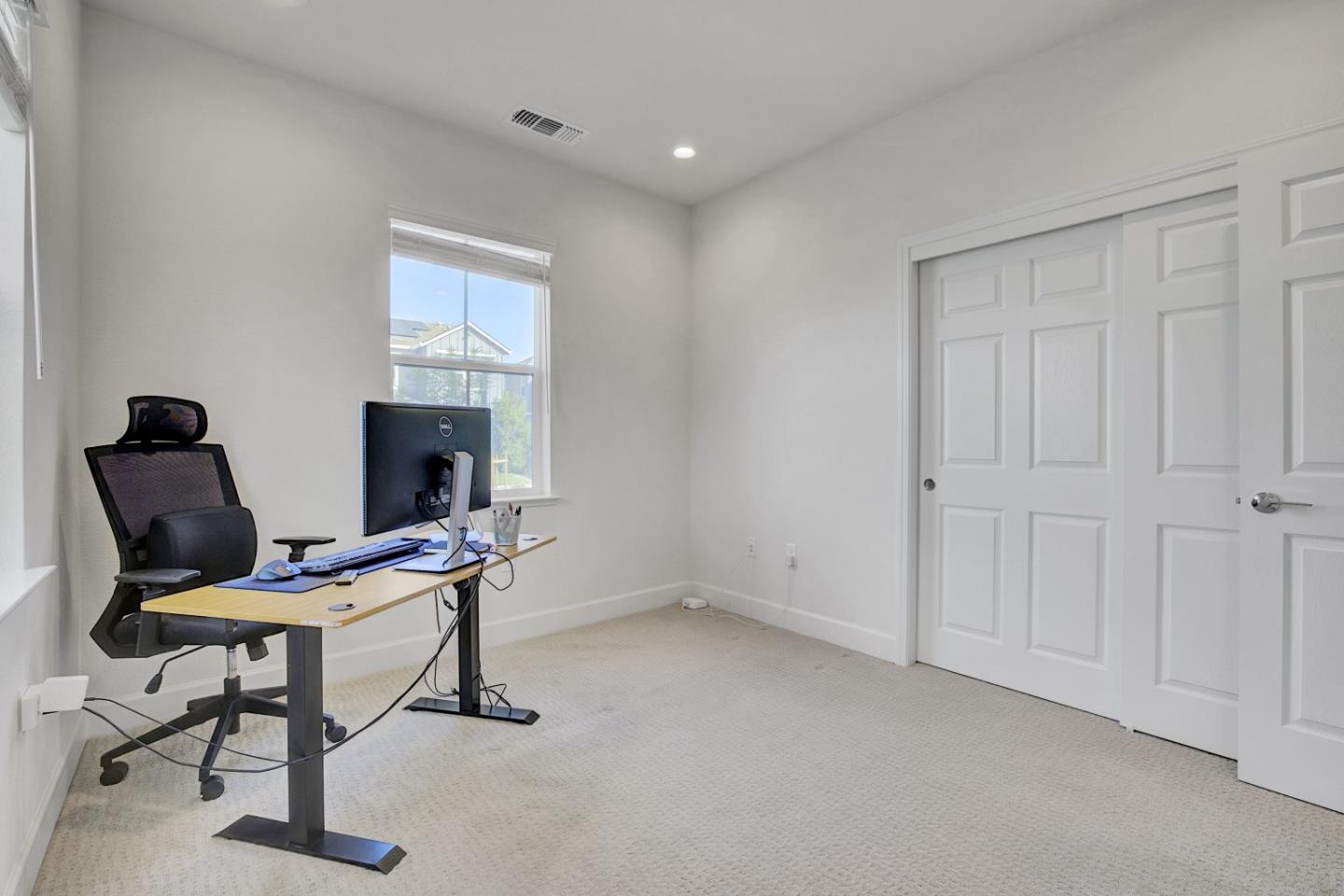 Detail Gallery Image 7 of 43 For 4203 Randa Way, Tracy,  CA 95377 - 5 Beds | 3 Baths