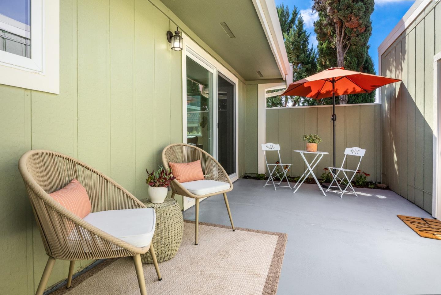 Detail Gallery Image 8 of 33 For 161 Harbor Oaks Cir, Santa Cruz,  CA 95062 - 3 Beds | 1/1 Baths