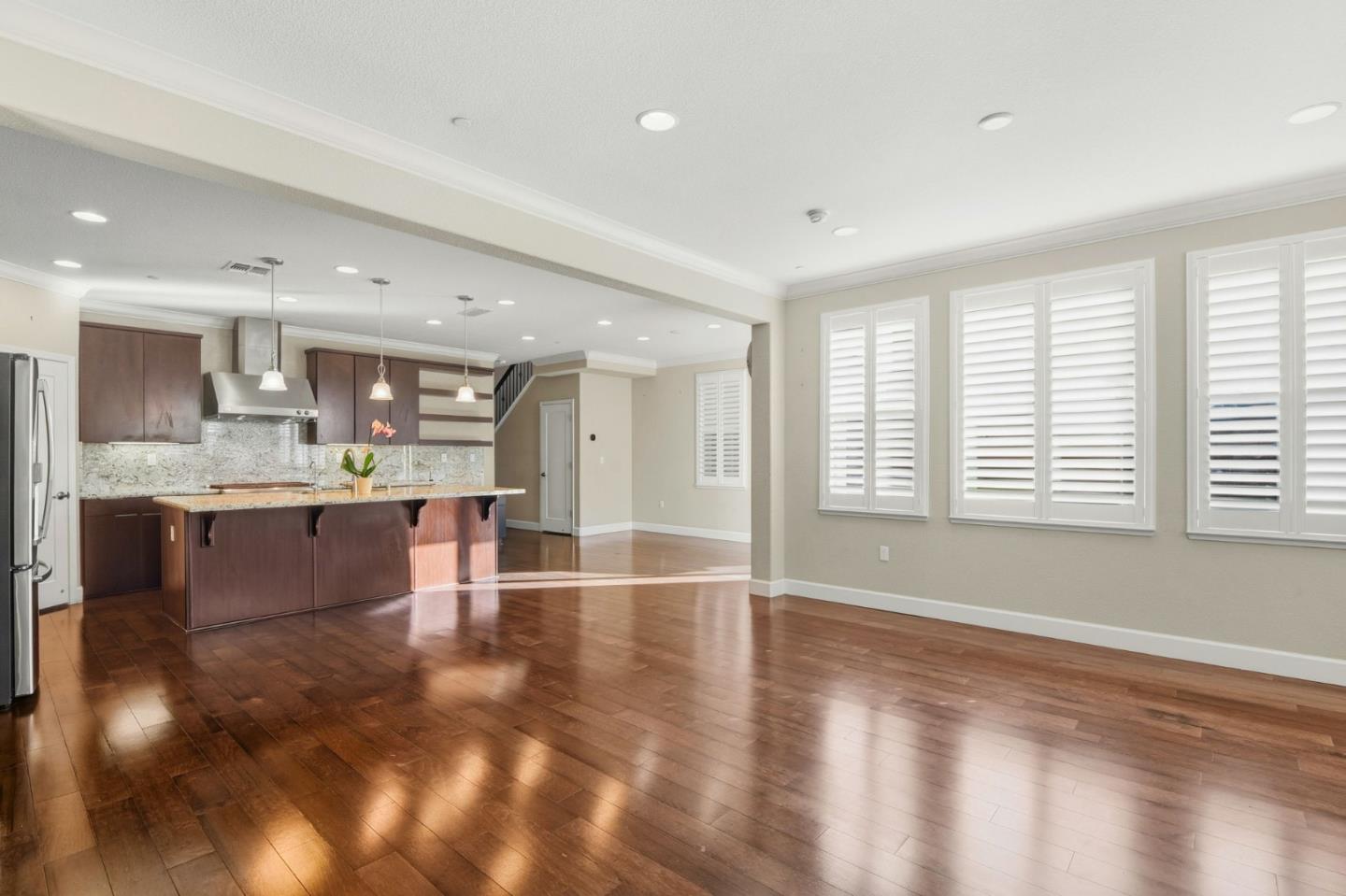 Detail Gallery Image 14 of 74 For 819 Maddox Loop, San Jose,  CA 95123 - 4 Beds | 2/1 Baths