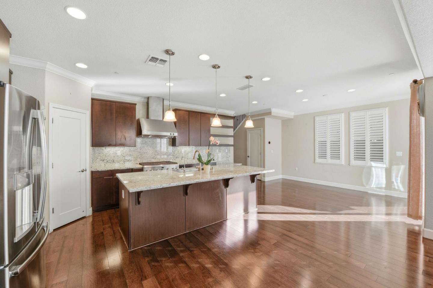 Detail Gallery Image 15 of 74 For 819 Maddox Loop, San Jose,  CA 95123 - 4 Beds | 2/1 Baths