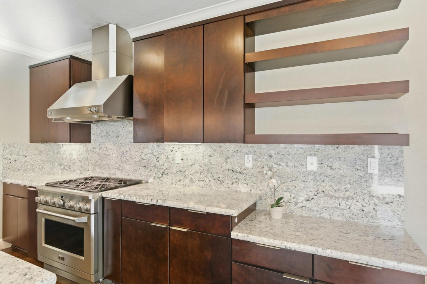 Detail Gallery Image 19 of 74 For 819 Maddox Loop, San Jose,  CA 95123 - 4 Beds | 2/1 Baths