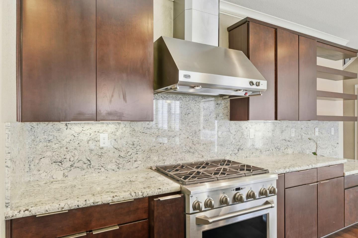 Detail Gallery Image 20 of 74 For 819 Maddox Loop, San Jose,  CA 95123 - 4 Beds | 2/1 Baths