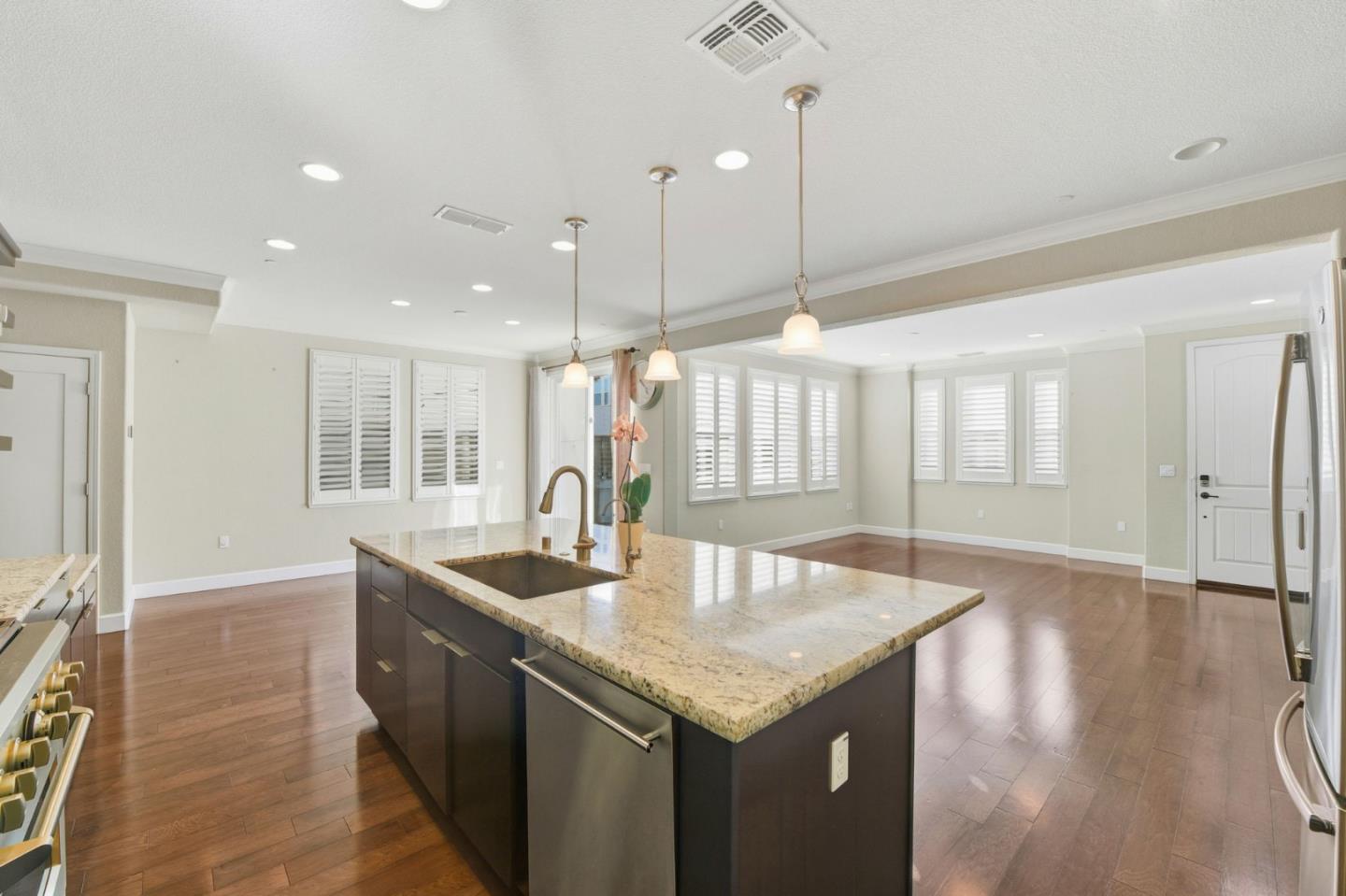 Detail Gallery Image 22 of 74 For 819 Maddox Loop, San Jose,  CA 95123 - 4 Beds | 2/1 Baths