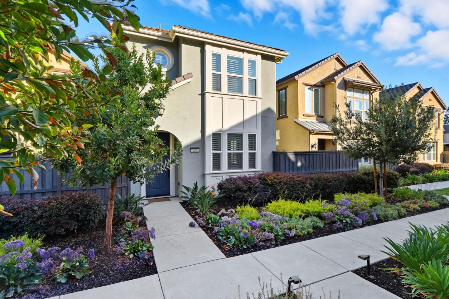 Detail Gallery Image 4 of 74 For 819 Maddox Loop, San Jose,  CA 95123 - 4 Beds | 2/1 Baths