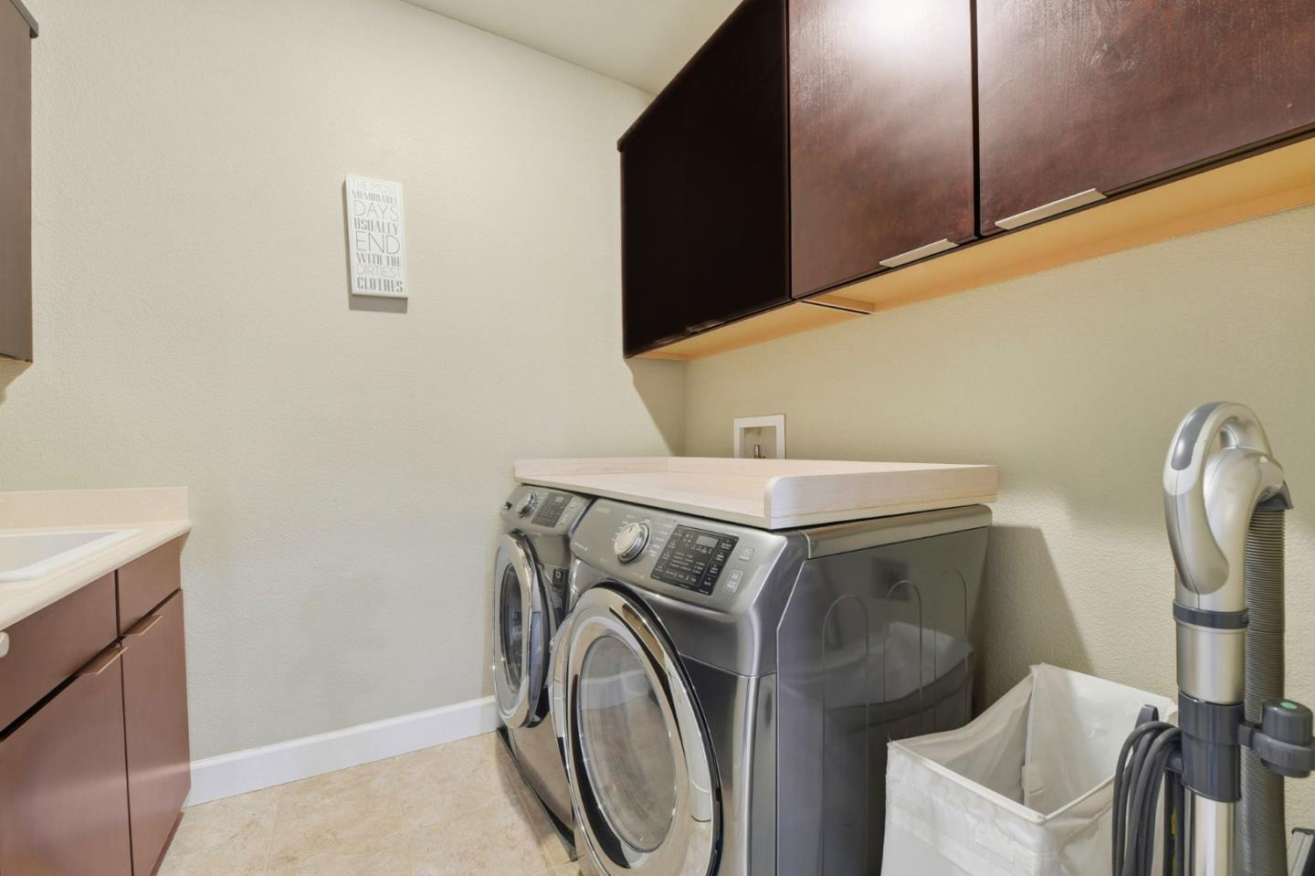 Detail Gallery Image 43 of 74 For 819 Maddox Loop, San Jose,  CA 95123 - 4 Beds | 2/1 Baths