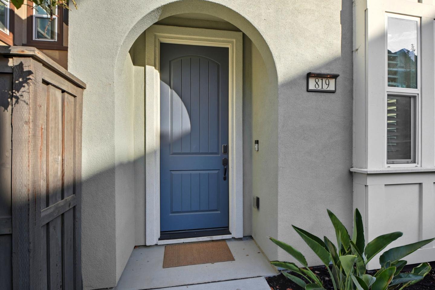Detail Gallery Image 9 of 74 For 819 Maddox Loop, San Jose,  CA 95123 - 4 Beds | 2/1 Baths
