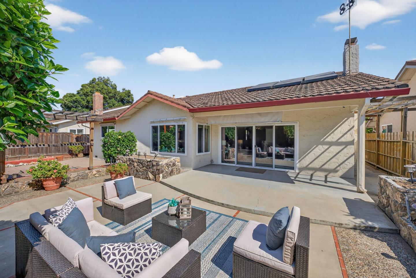 Detail Gallery Image 37 of 46 For 3277 Ensalmo Ave, San Jose,  CA 95118 - 3 Beds | 2/1 Baths