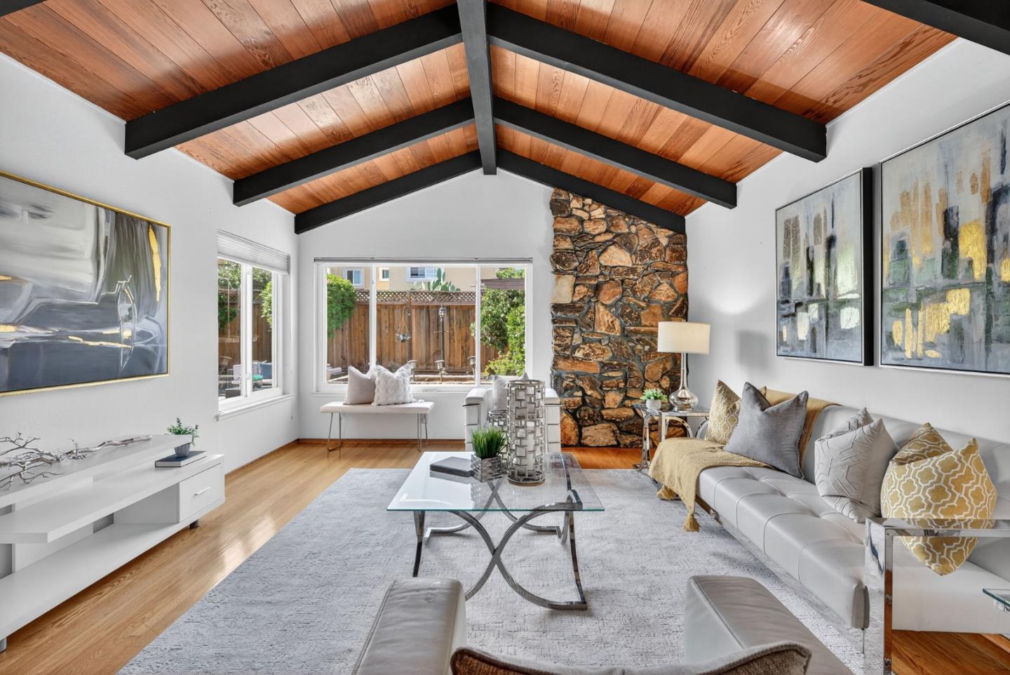 Detail Gallery Image 4 of 46 For 3277 Ensalmo Ave, San Jose,  CA 95118 - 3 Beds | 2/1 Baths