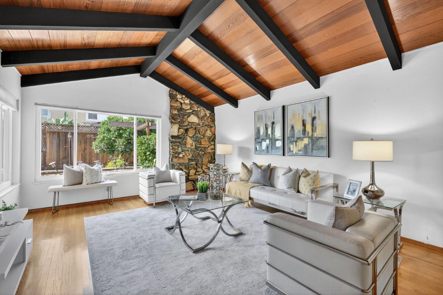 Detail Gallery Image 5 of 46 For 3277 Ensalmo Ave, San Jose,  CA 95118 - 3 Beds | 2/1 Baths