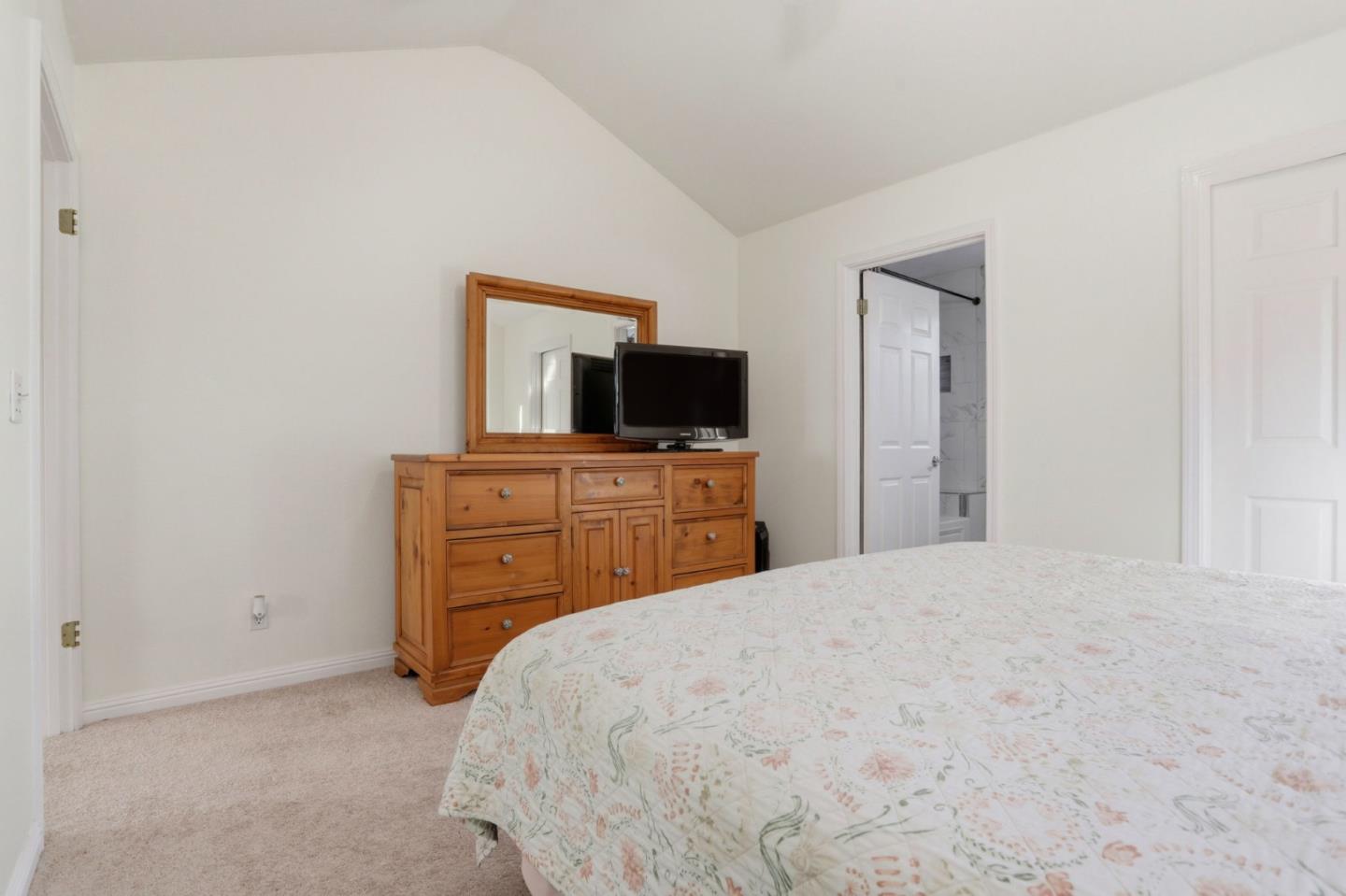 Detail Gallery Image 20 of 35 For 125 Lapis Dr, Watsonville,  CA 95076 - 3 Beds | 2 Baths