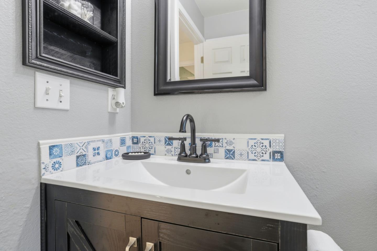 Detail Gallery Image 23 of 35 For 125 Lapis Dr, Watsonville,  CA 95076 - 3 Beds | 2 Baths