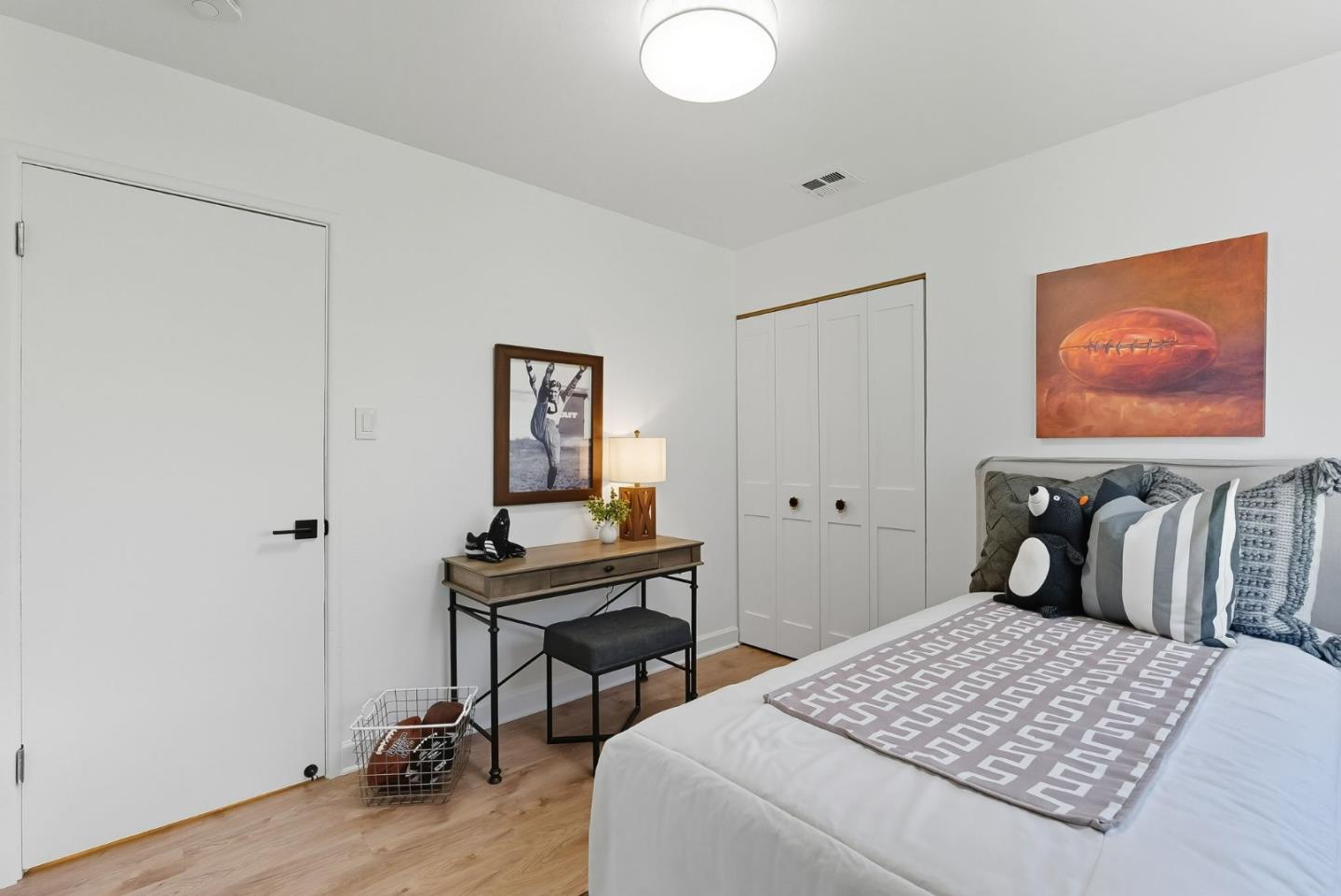 Detail Gallery Image 16 of 28 For 2917 Quinto Way, San Jose,  CA 95124 - 4 Beds | 2 Baths