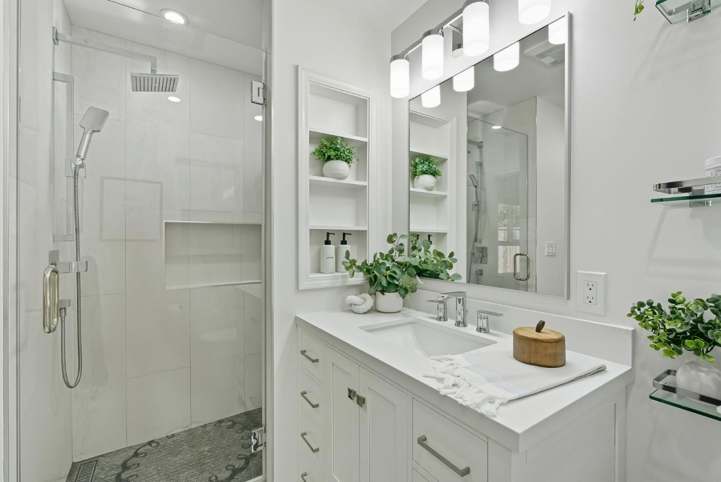 Detail Gallery Image 22 of 28 For 2917 Quinto Way, San Jose,  CA 95124 - 4 Beds | 2 Baths