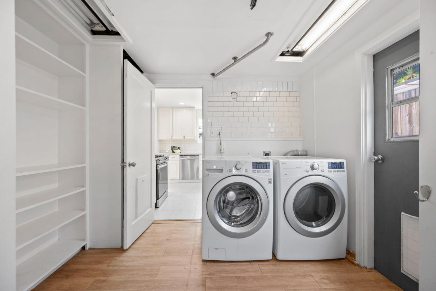 Detail Gallery Image 18 of 25 For 1976 Shoreview Ave, San Mateo,  CA 94401 - 3 Beds | 1 Baths