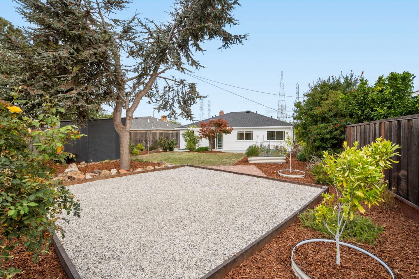 Detail Gallery Image 24 of 25 For 1976 Shoreview Ave, San Mateo,  CA 94401 - 3 Beds | 1 Baths