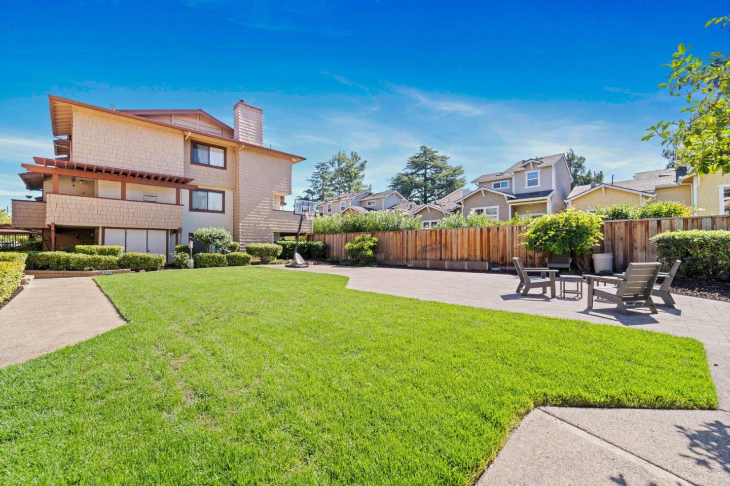 Detail Gallery Image 38 of 42 For 2785 S Bascom Ave #26,  Campbell,  CA 95008 - 2 Beds | 2/1 Baths