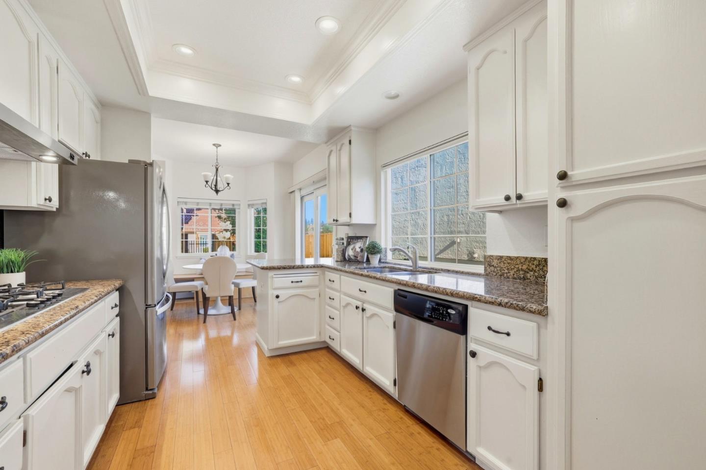 Detail Gallery Image 11 of 44 For 1066 Quail Creek Cir, San Jose,  CA 95120 - 3 Beds | 3 Baths