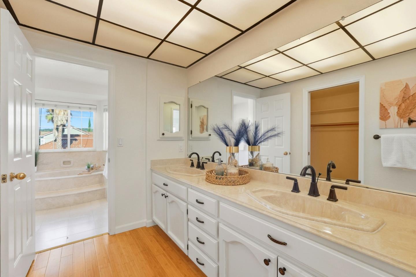 Detail Gallery Image 26 of 44 For 1066 Quail Creek Cir, San Jose,  CA 95120 - 3 Beds | 3 Baths