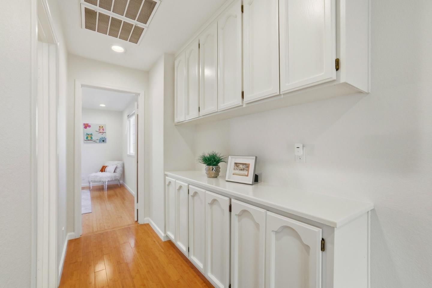 Detail Gallery Image 31 of 44 For 1066 Quail Creek Cir, San Jose,  CA 95120 - 3 Beds | 3 Baths