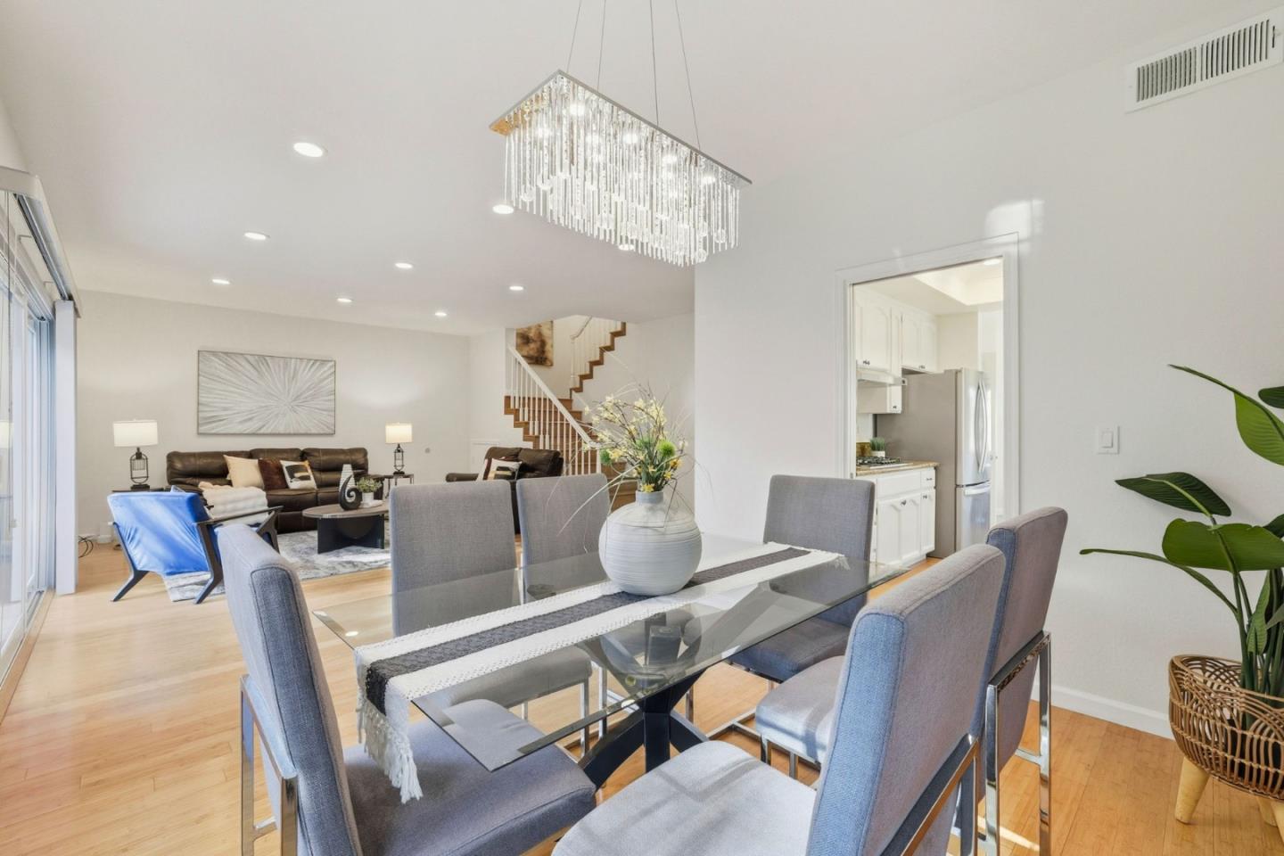 Detail Gallery Image 9 of 44 For 1066 Quail Creek Cir, San Jose,  CA 95120 - 3 Beds | 3 Baths