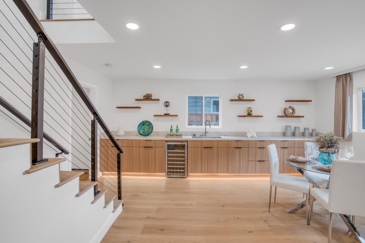 Detail Gallery Image 14 of 29 For 2614 Coronet Blvd, Belmont,  CA 94002 - 4 Beds | 3 Baths