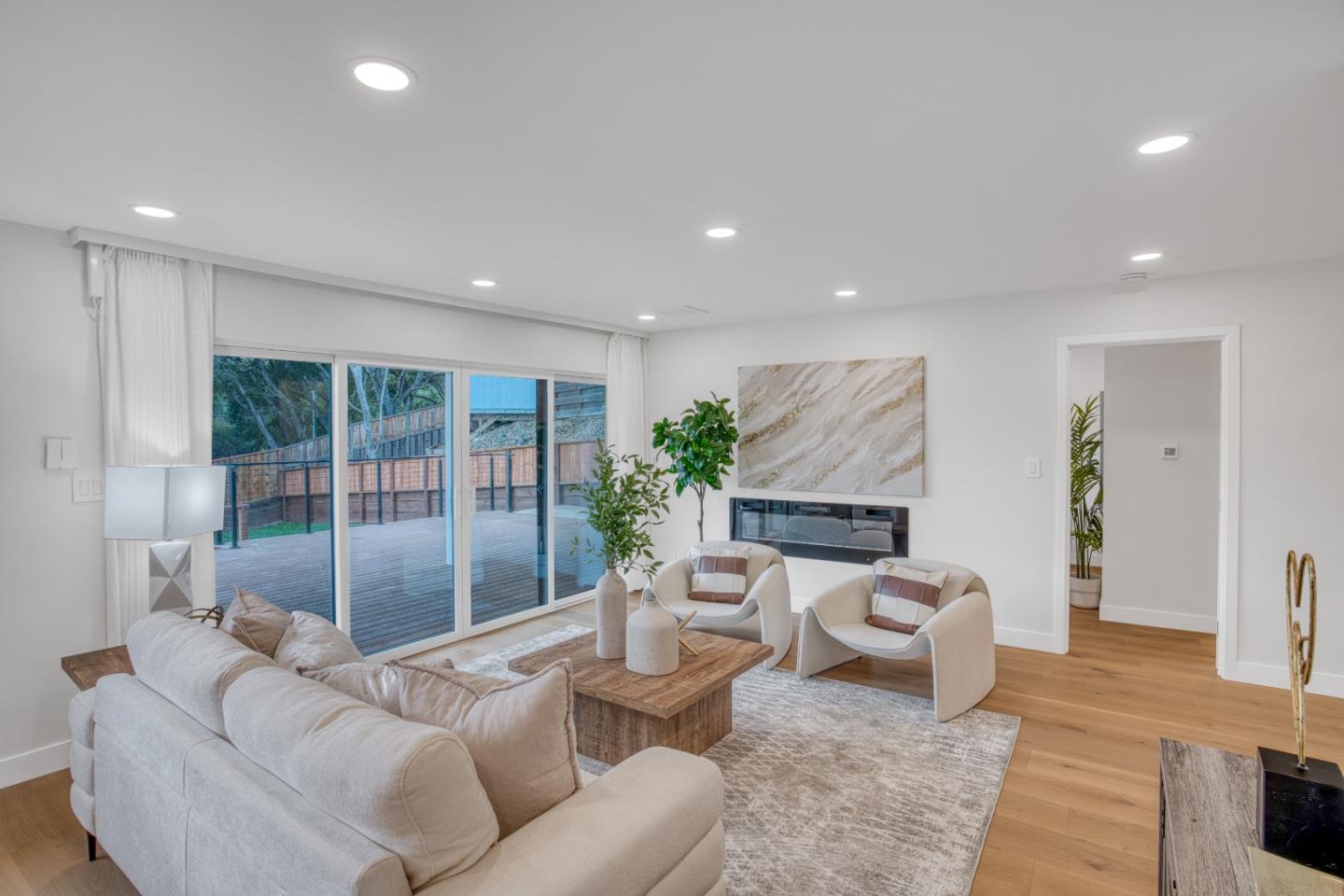 Detail Gallery Image 18 of 29 For 2614 Coronet Blvd, Belmont,  CA 94002 - 4 Beds | 3 Baths