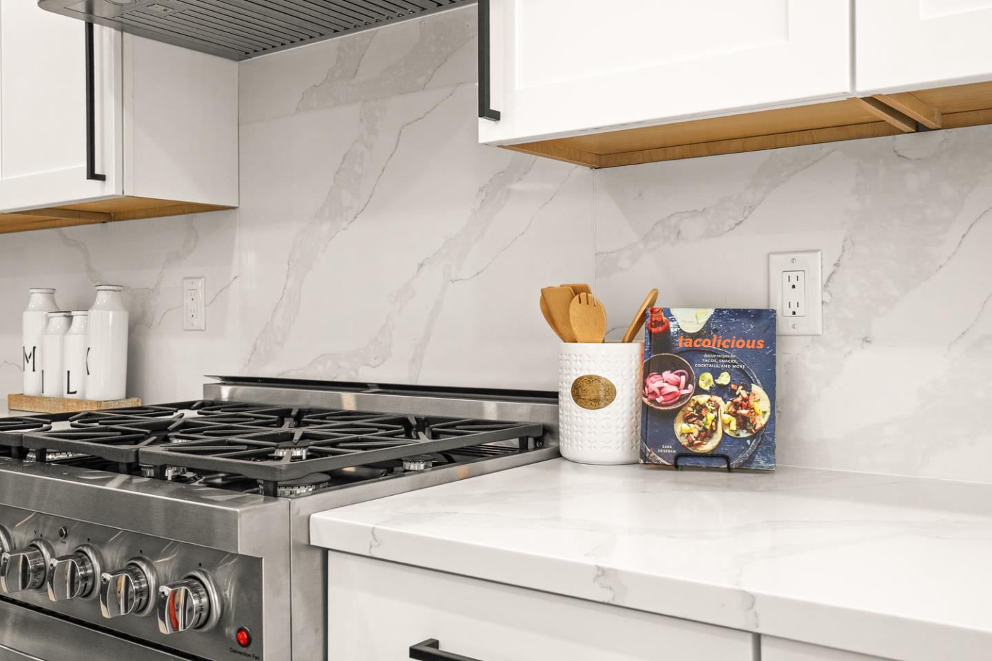 Detail Gallery Image 23 of 74 For 110 Poplar Ave, San Bruno,  CA 94066 - 3 Beds | 3 Baths