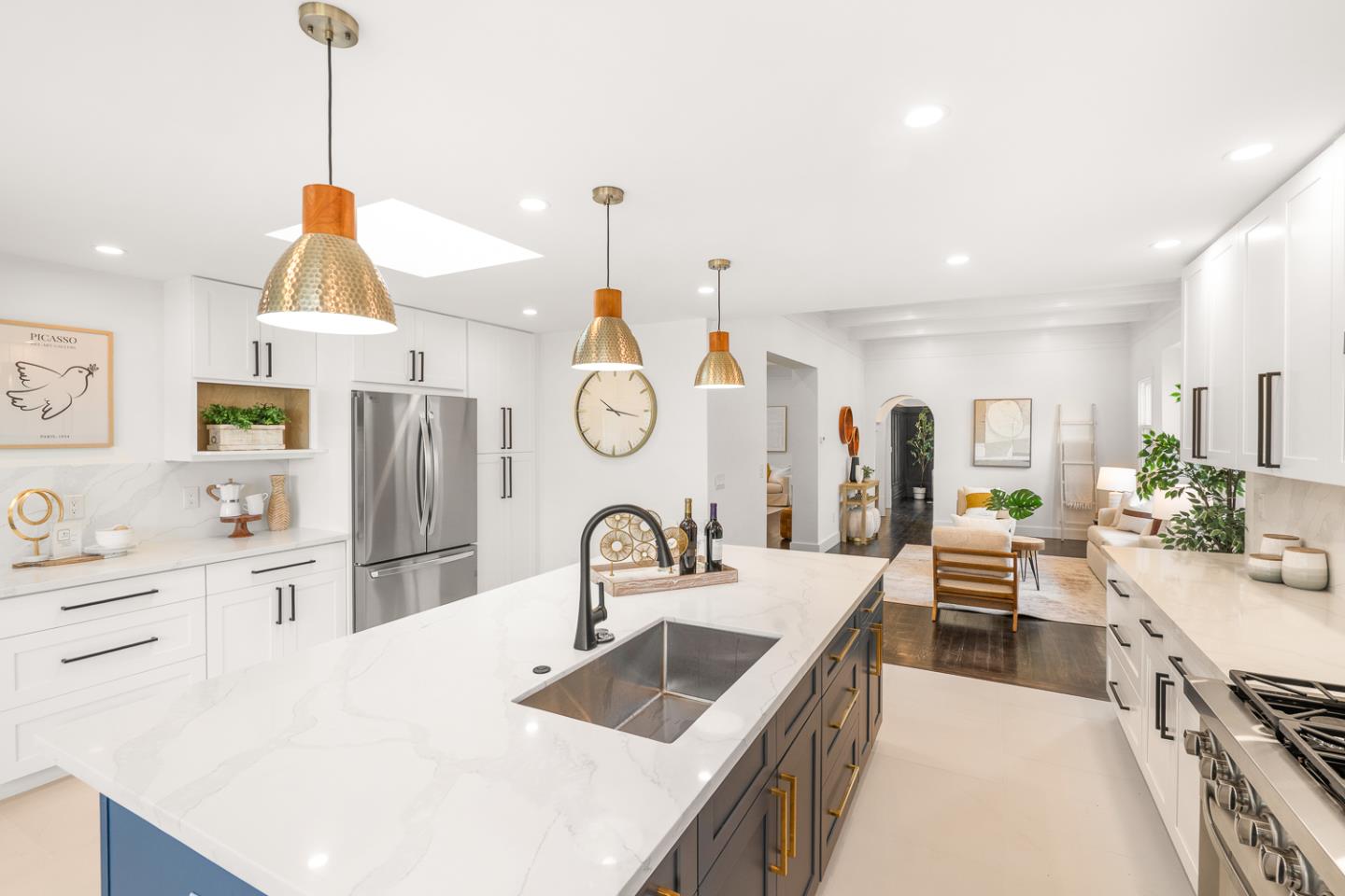 Detail Gallery Image 25 of 74 For 110 Poplar Ave, San Bruno,  CA 94066 - 3 Beds | 3 Baths