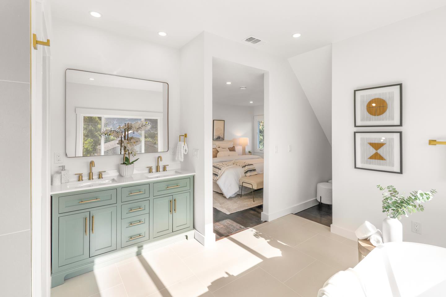 Detail Gallery Image 42 of 74 For 110 Poplar Ave, San Bruno,  CA 94066 - 3 Beds | 3 Baths