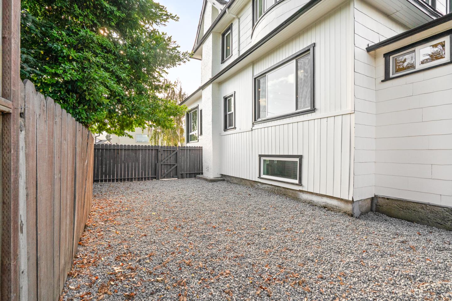 Detail Gallery Image 72 of 74 For 110 Poplar Ave, San Bruno,  CA 94066 - 3 Beds | 3 Baths