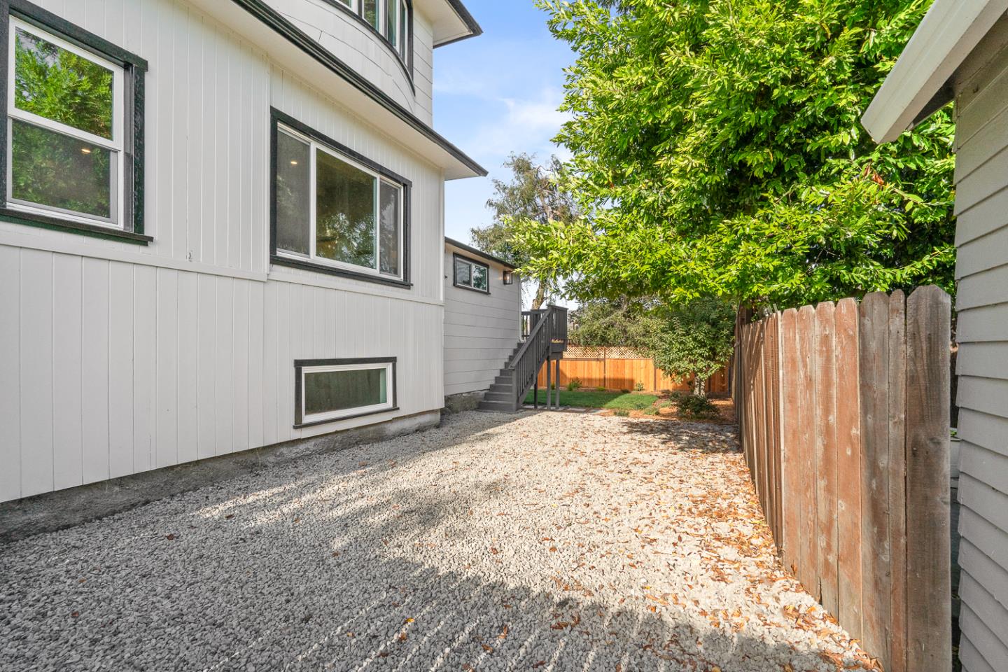 Detail Gallery Image 73 of 74 For 110 Poplar Ave, San Bruno,  CA 94066 - 3 Beds | 3 Baths