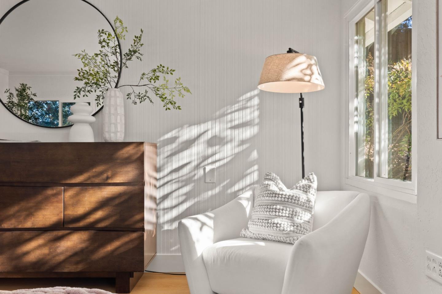 Detail Gallery Image 18 of 36 For 20 Don Ct, Redwood City,  CA 94062 - 4 Beds | 3 Baths