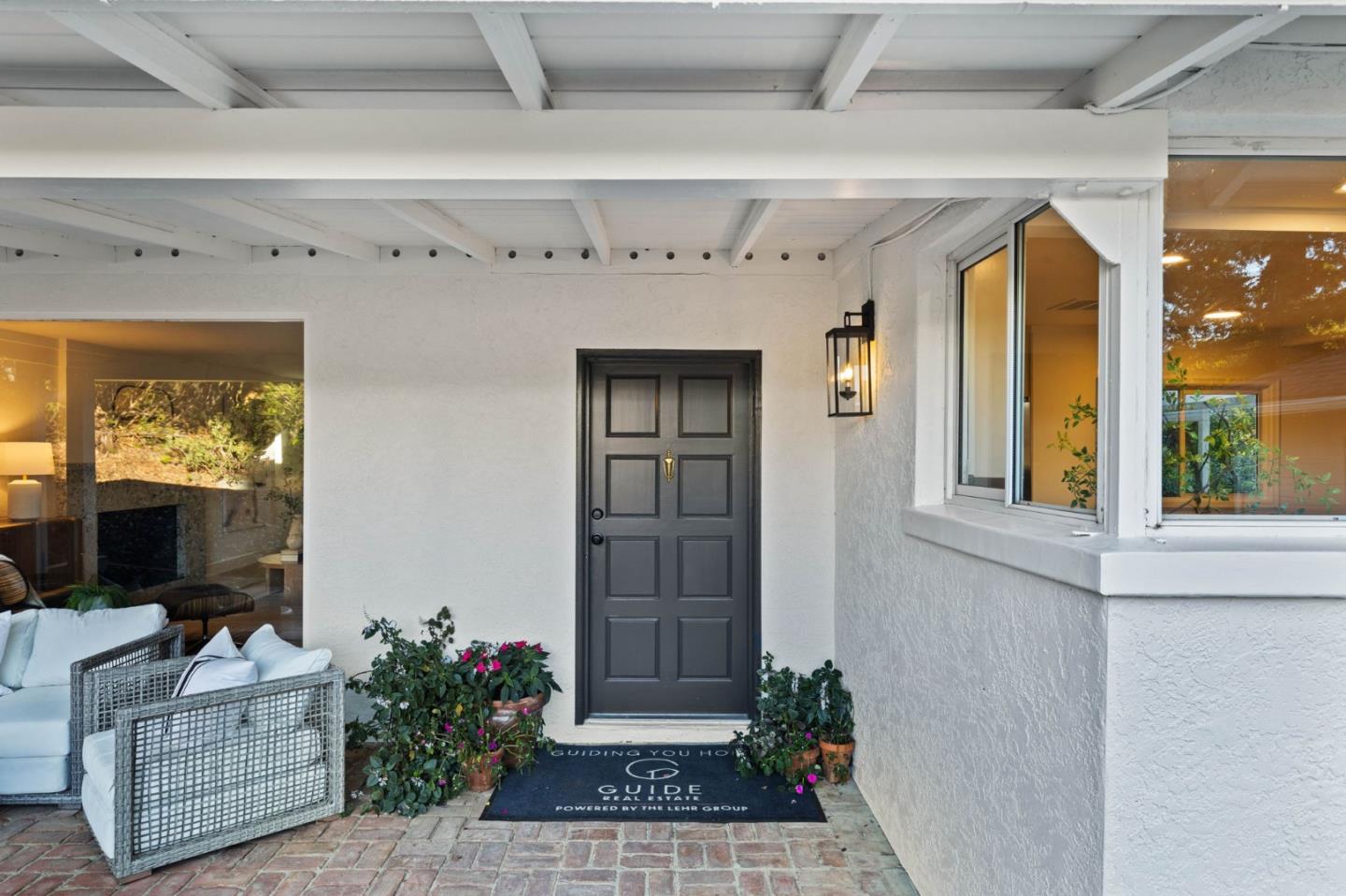 Detail Gallery Image 3 of 36 For 20 Don Ct, Redwood City,  CA 94062 - 4 Beds | 3 Baths