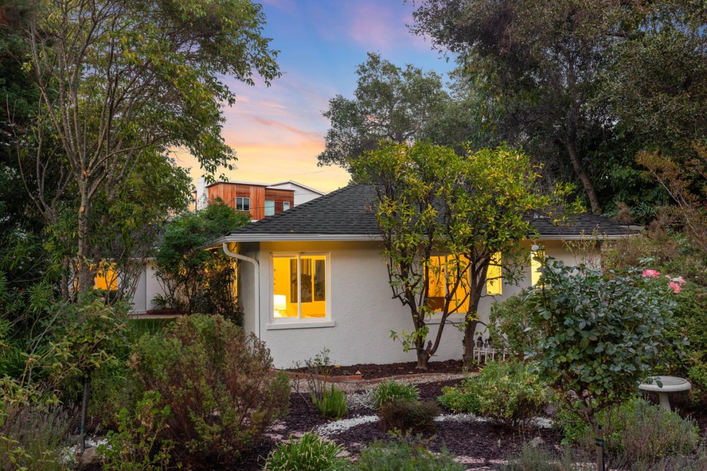 Detail Gallery Image 30 of 36 For 20 Don Ct, Redwood City,  CA 94062 - 4 Beds | 3 Baths